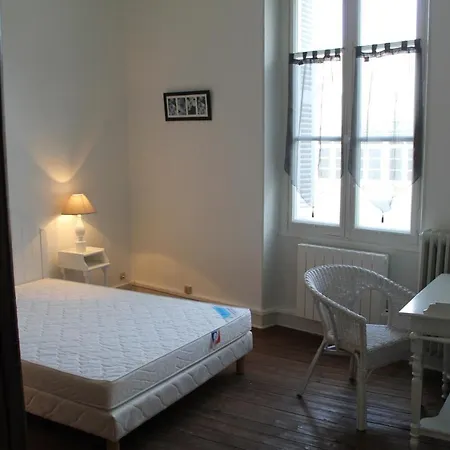 Apartament La Roche-posay, 2 Pieces, 4 Personnes - Fr-1-541-39