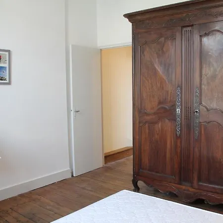 Apartament La Roche-posay, 2 Pieces, 4 Personnes - Fr-1-541-39